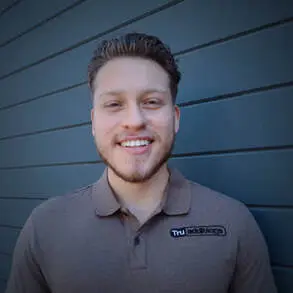 Jorge, marketing manager and web developer for a trusted home remodeling company, managing digital marketing strategy and website development.